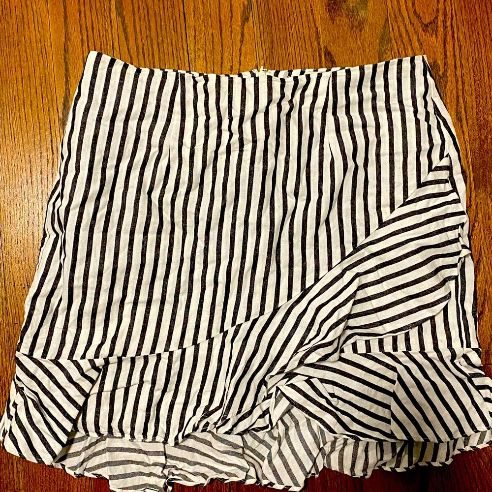 Perfect skirt, I love it!